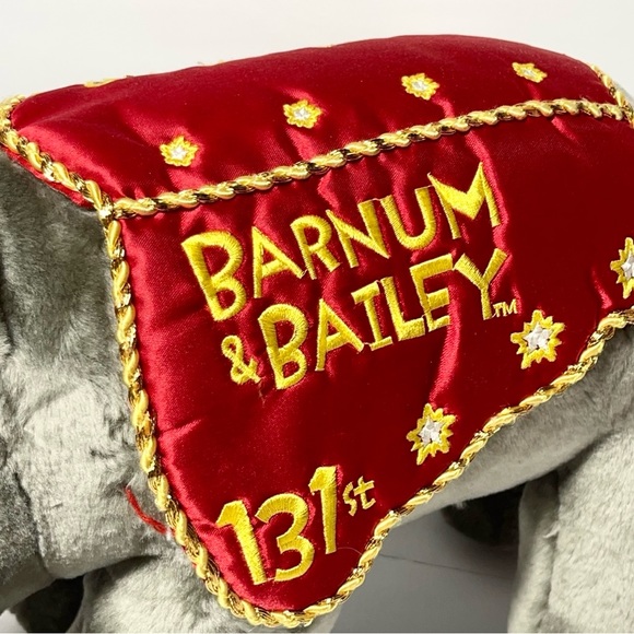 Ringlings 131 Circus 2001 Toy Elephant satin embroidered blanket - Picture 4 of 13